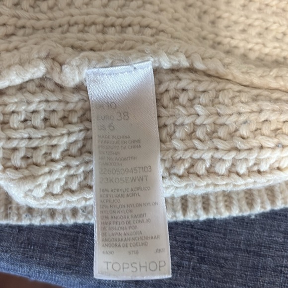 Topshop Women’s Size 6 Cream Large Knit Sweater - Picture 6 of 6